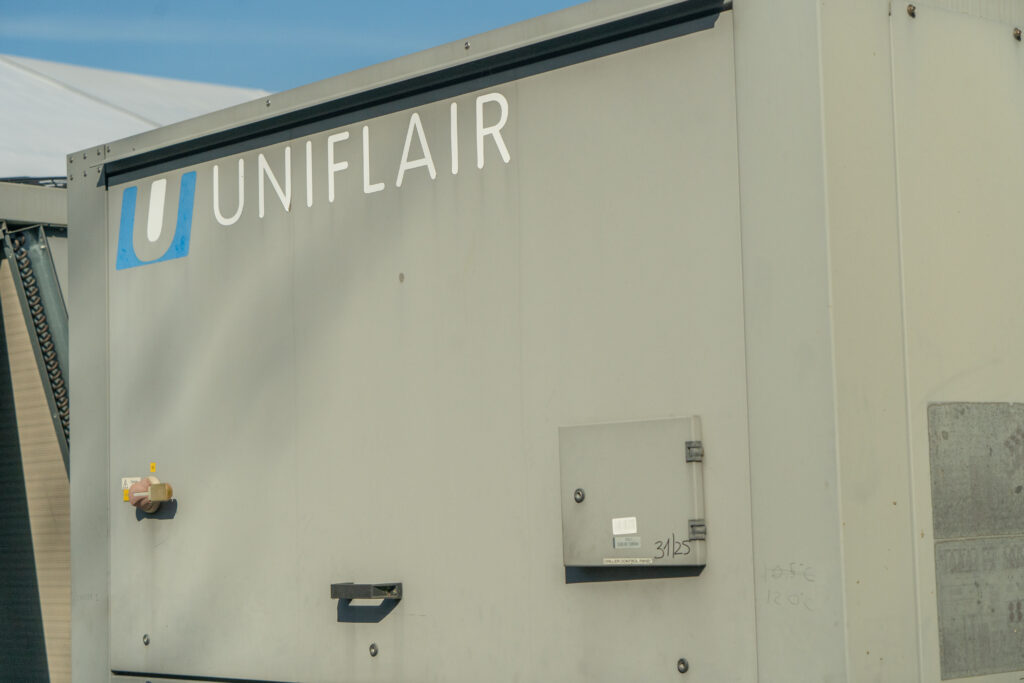 Kaltwassersatz Uniflair BREC2202A 503 kW