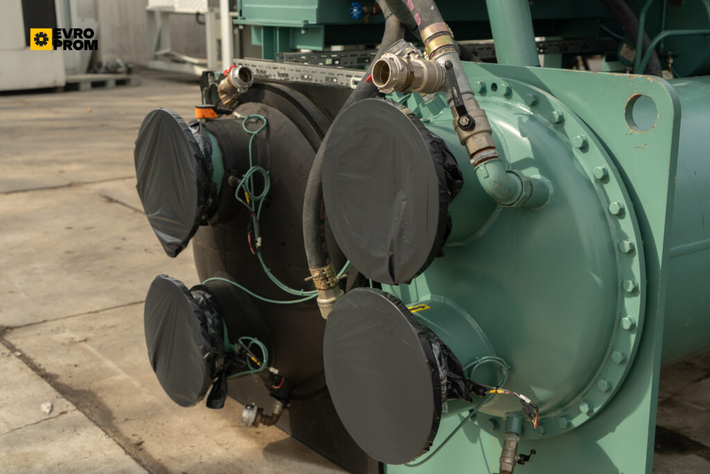 Kaltwassersatz YORK YK CF CG Q7 5CK F 2200 kW