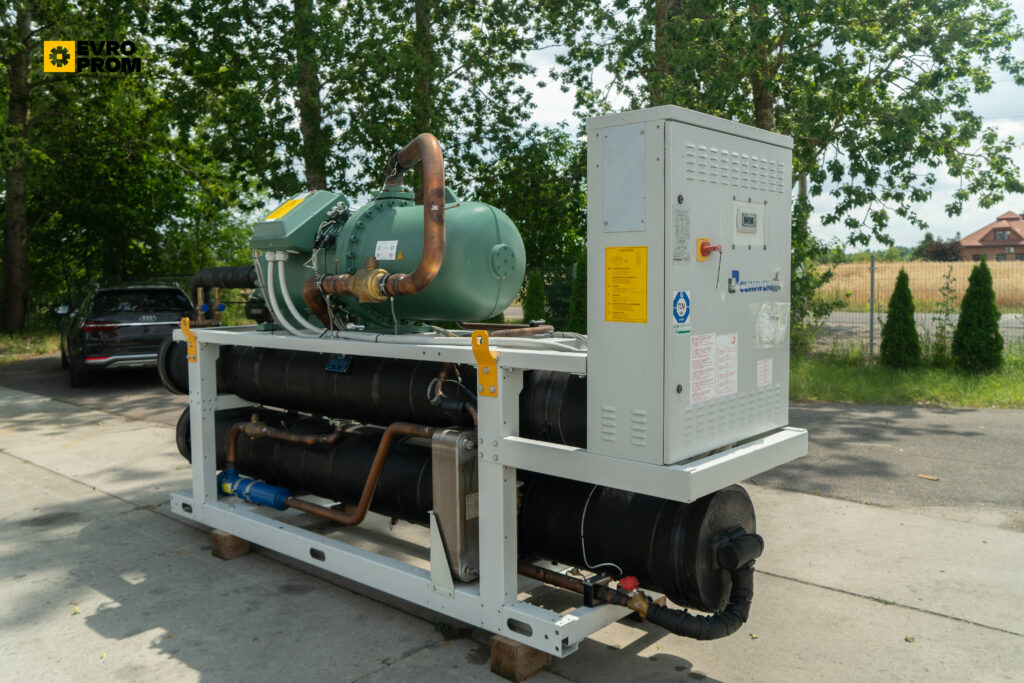 Watercooled chiller/Heat pump Climaveneta FOCS2 W H CA E 1601 441.9 kW/456.9 kW