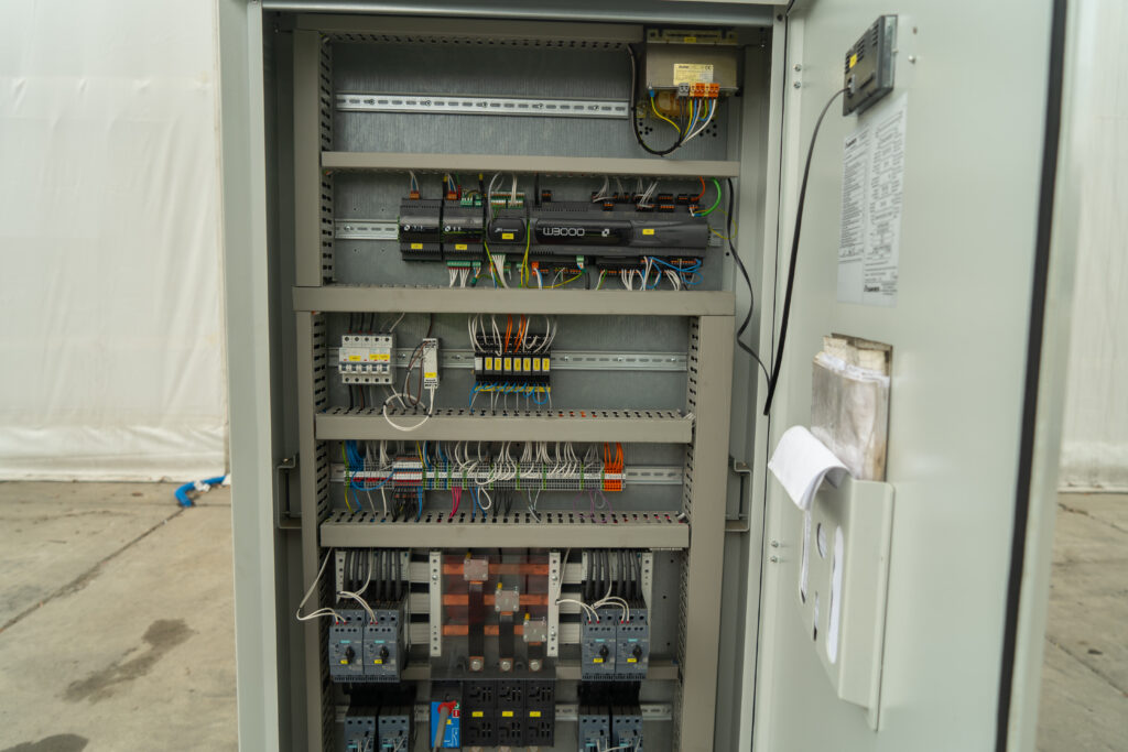 Kaltwassersatz/Wärmepumpe Climaveneta Prototipo PDC NX WN 1204 396 kW/439 kW