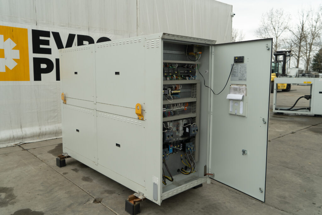 Kaltwassersatz/Wärmepumpe Climaveneta Prototipo PDC NX WN 1204 396 kW/439 kW