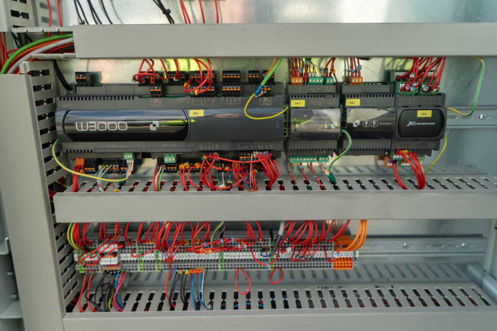 Kaltwassersatz/Wärmepumpe Climaveneta  NX WN 802 251 kW/282 kW