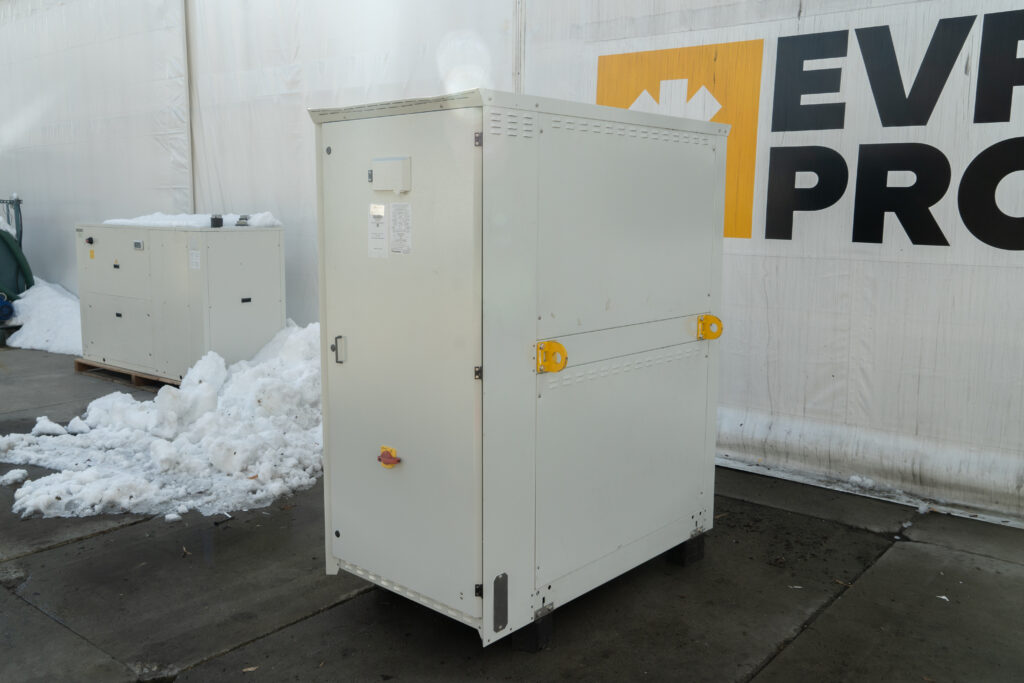 Kaltwassersatz/Wärmepumpe Climaveneta  NX WN 802 251 kW/282 kW
