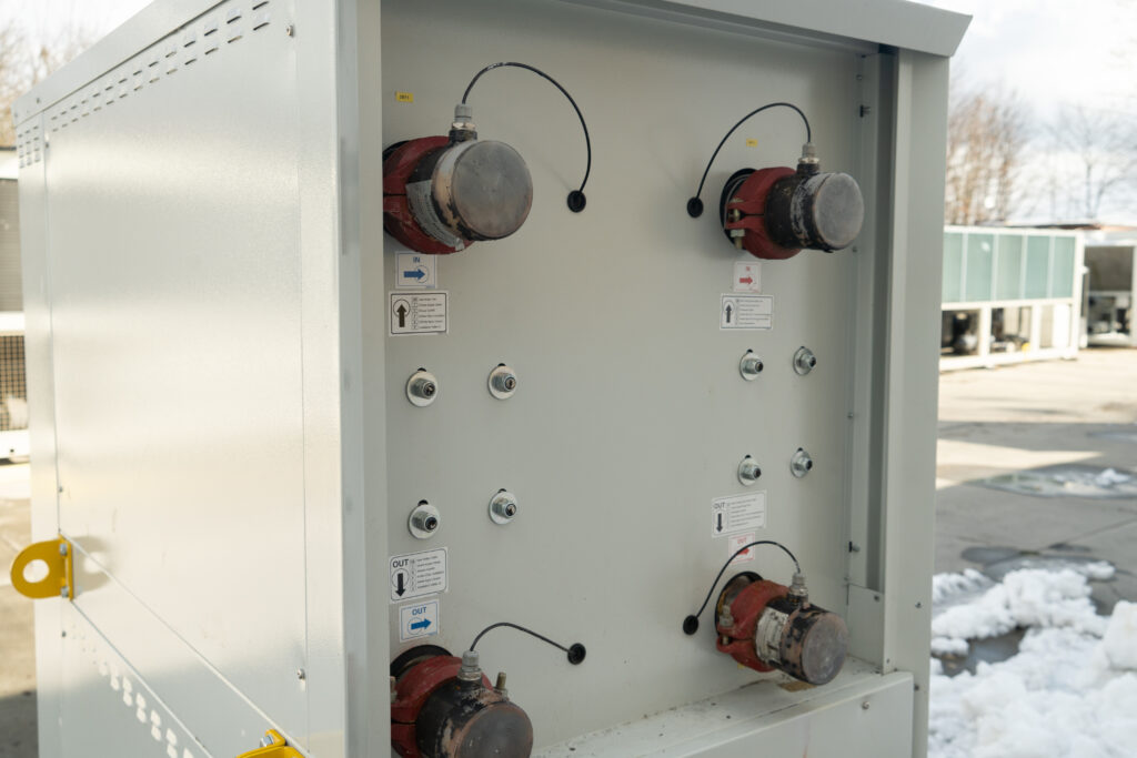 Kaltwassersatz/Wärmepumpe Climaveneta  NX WN 802 251 kW/282 kW