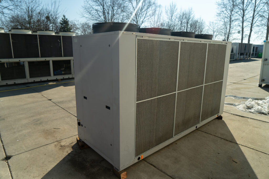 Kaltwassersatz UNIFLAIR ERAC 1221A 120 kW