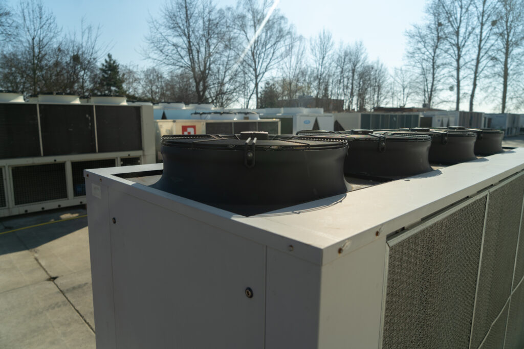 Kaltwassersatz UNIFLAIR ERAC 1221A 120 kW
