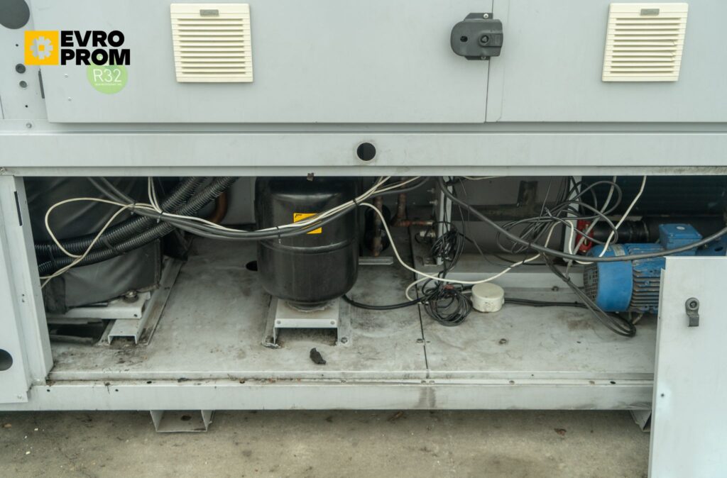 Aircooled chiller/Heat pump SYSTEMAIR AQSCL 170 176 kW/182 kW