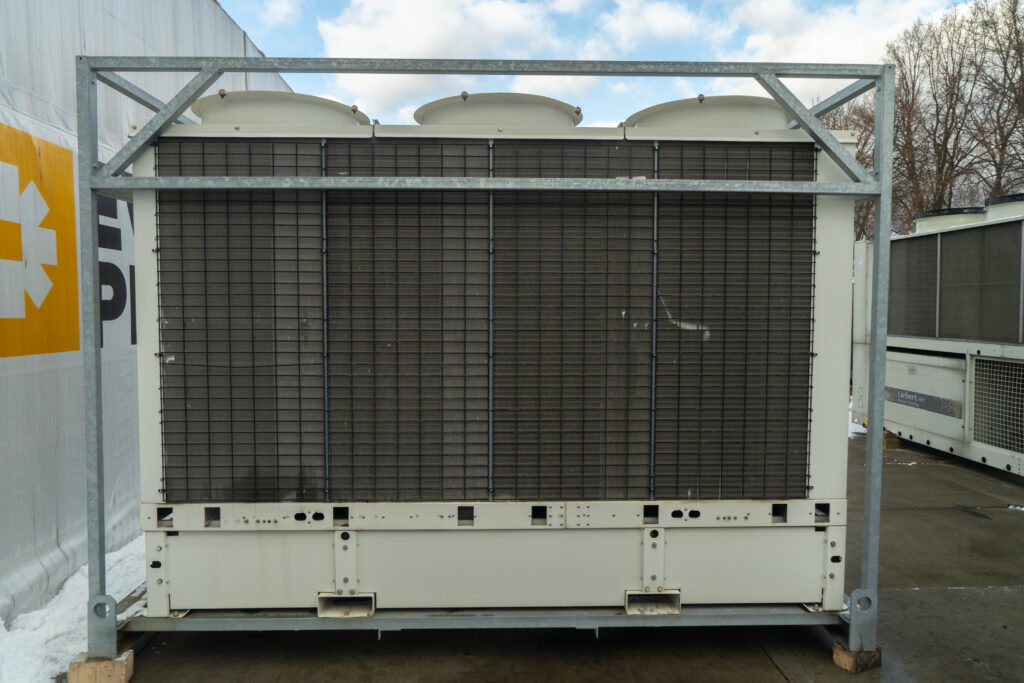 Чиллер Trane ECGAN 450 122 кВт