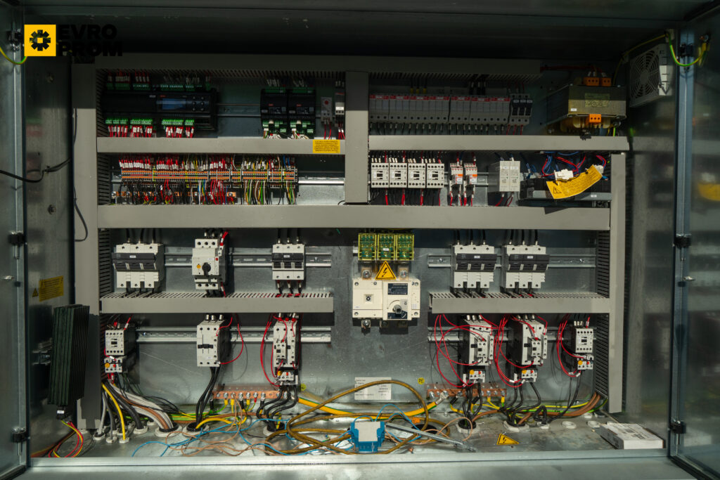 Kaltwassersatz KTK TWA 332 S IK P A PD 316 kW