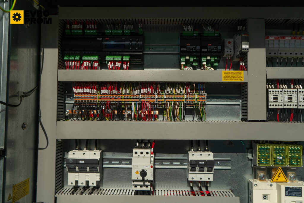 Kaltwassersatz KTK TWA 332 S IK P A PD 316 kW