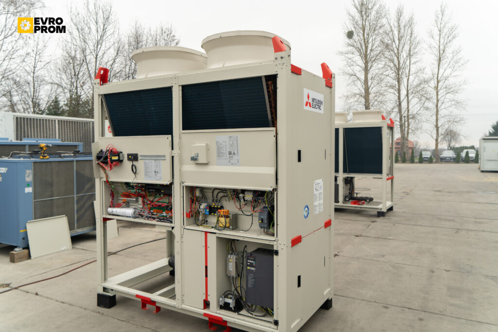 Чіллер/Тепловий насос CLIMAVENETA MEHP IS G07 0071 60.1 кВт/69.9 кВт