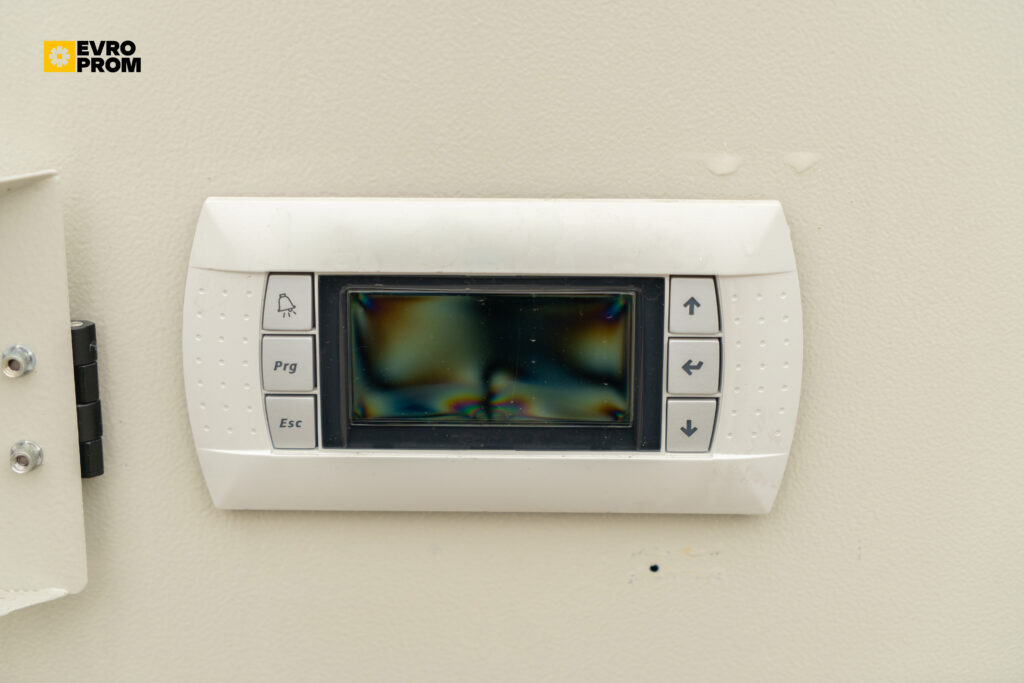 Чіллер/Тепловий насос CLIMAVENETA MEHP IS G07 0071 60.1 кВт/69.9 кВт