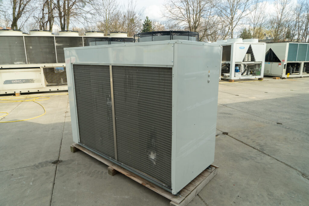 Чиллер/Тепловой насос EMICON PAE 361 KA 22 кВт/25 кВт