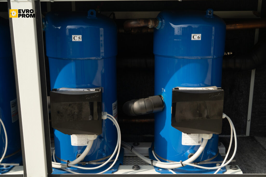 Kaltwassersatz CLIMAVENETA NX2 G06/K 0706 656.5 kW