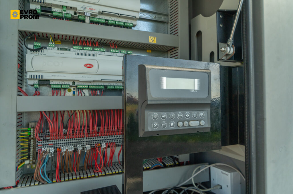 Kaltwassersatz Uniflair BREC2202A 503 kW