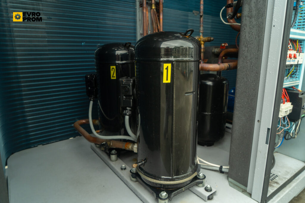 Чиллер/Тепловой насос SYSTEMAIR SYSAQUA65 H 2P SP FSC SYS AVM T VC 65.8 кВт/69.6 кВт