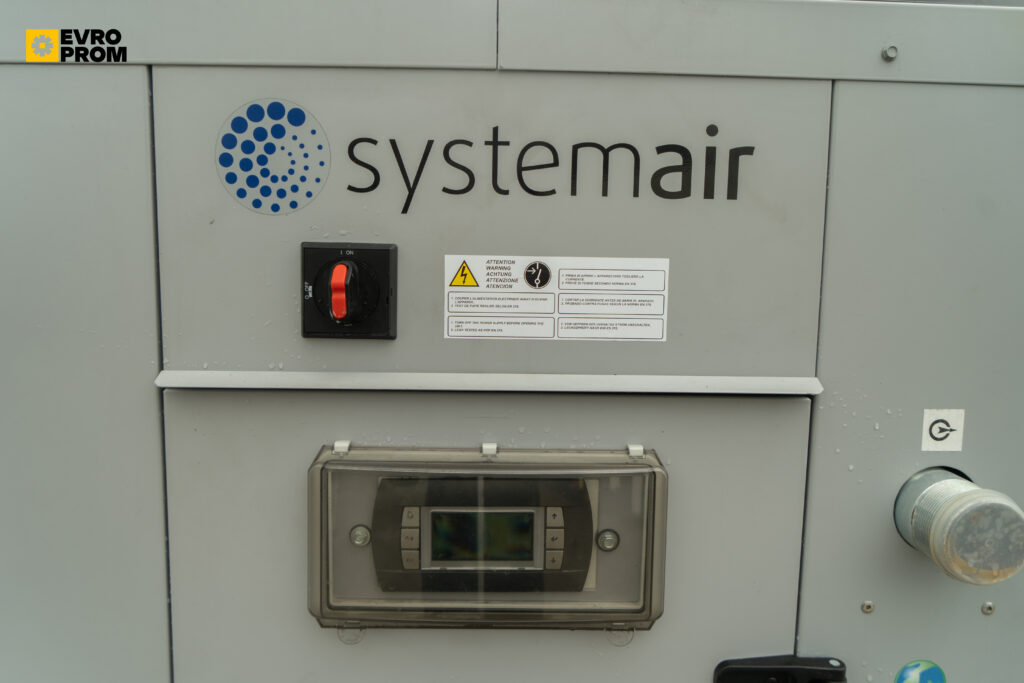 Чиллер/Тепловой насос SYSTEMAIR SYSAQUA65 H 2P SP FSC SYS AVM T VC 65.8 кВт/69.6 кВт