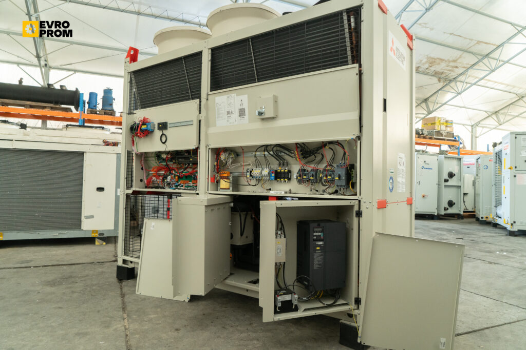 Чиллер/Тепловой насос CLIMAVENETA MEHP IS G07 0082 66.7 кВт/49.4 кВт