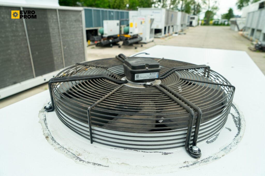 Aircooled chiller MTA TAEevo Tech 081 22 kW