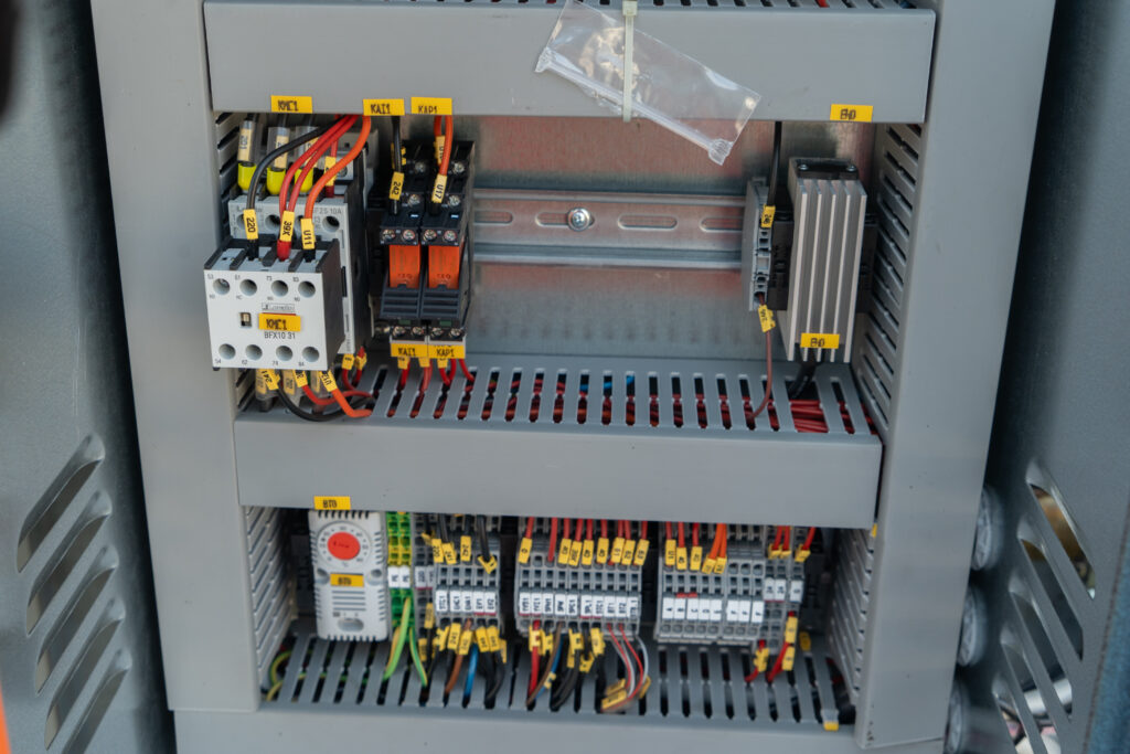 Чиллер/Тепловой насос EMICON PAE 361 KA 22 кВт/25 кВт