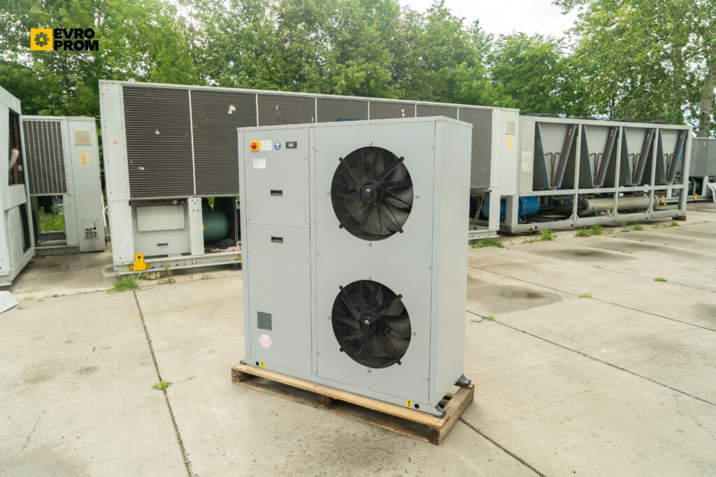 Чиллер/Тепловой насос SYSTEMAIR SYSCROLL 20 AIR EVO HP 20 кВт/20 кВт