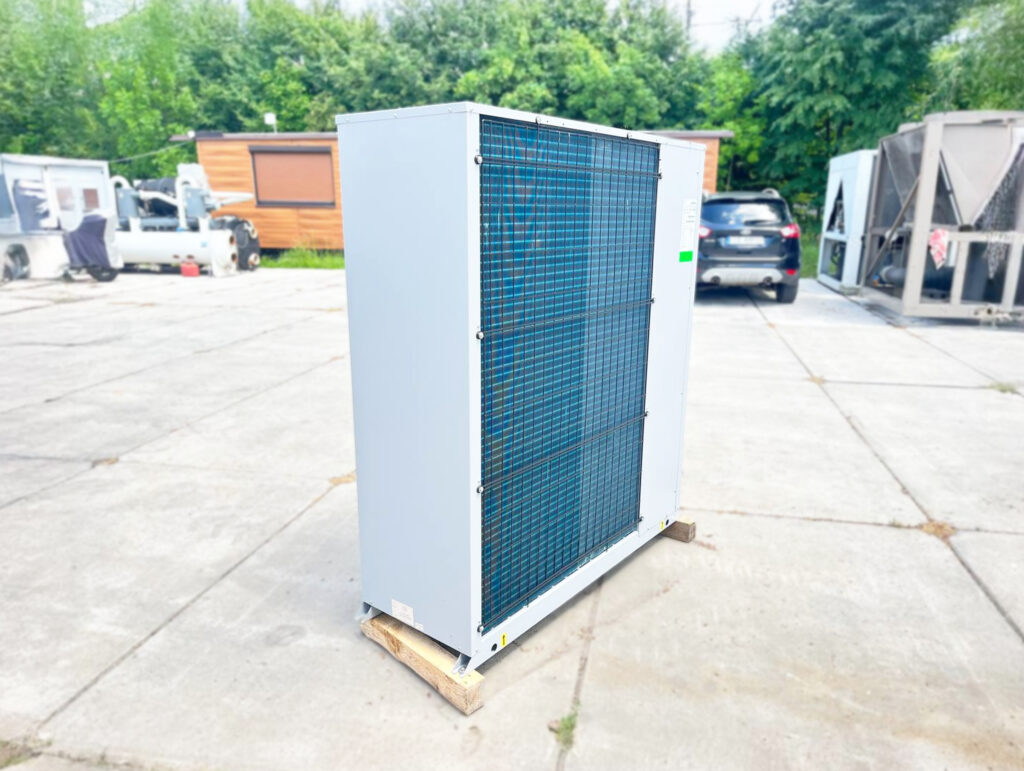 Чиллер/Тепловой насос SYSTEMAIR SYSCROLL 30 28/26 кВт