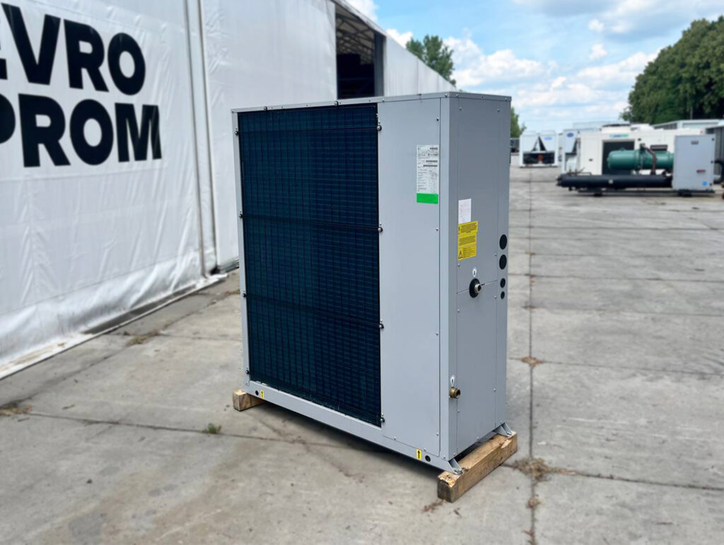 Чиллер/Тепловой насос SYSTEMAIR SYSCROLL 30 28/26 кВт
