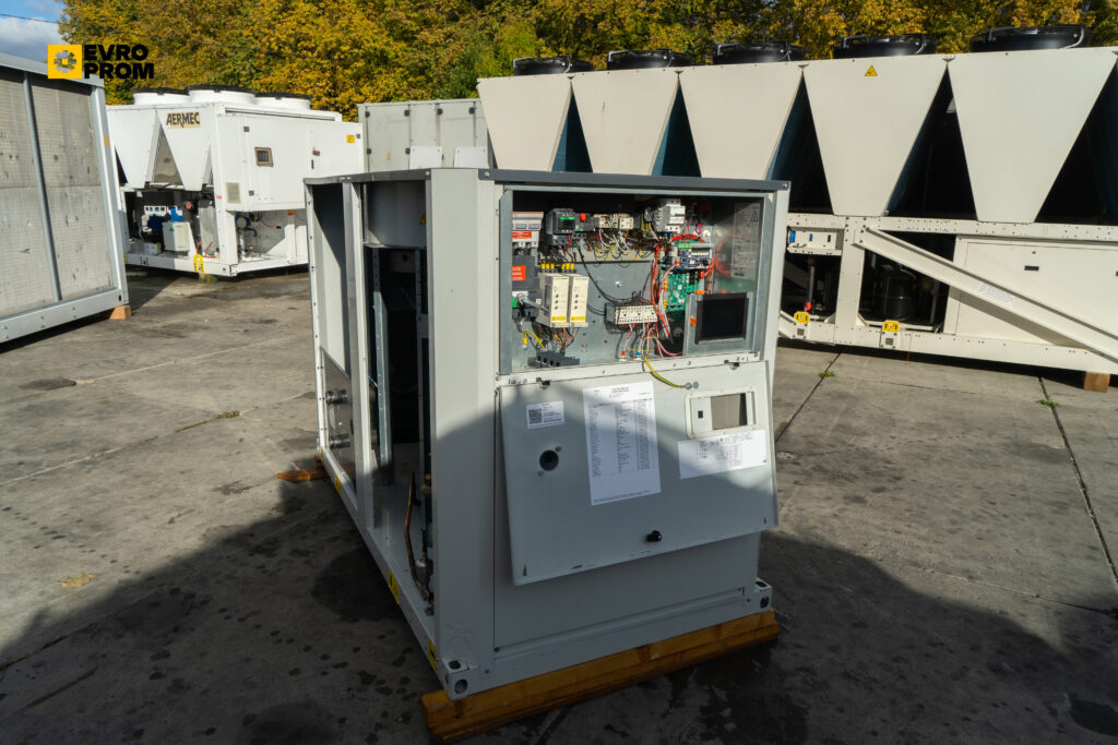 Чіллер/Тепловий насос CIAT ILD 0240R 0021 61.6 кВт/62.2 кВт