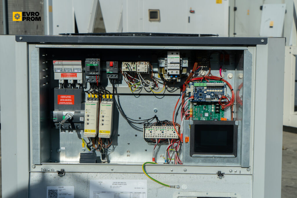 Чіллер/Тепловий насос CIAT ILD 0240R 0021 61.6 кВт/62.2 кВт