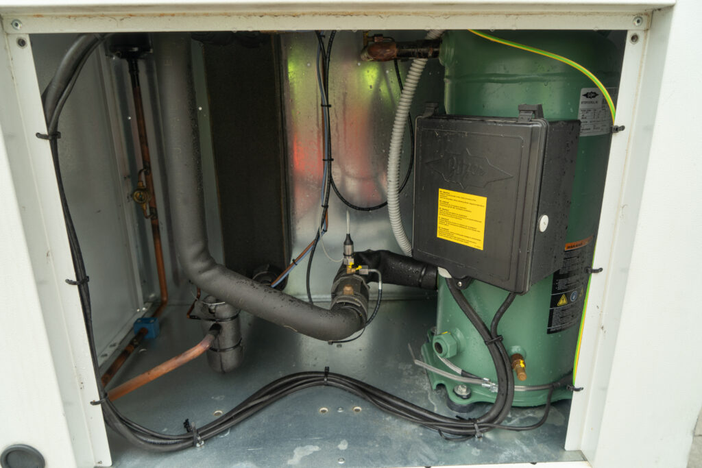 Kaltwassersatz FRIULAIR CWE046 S 33.8 KW