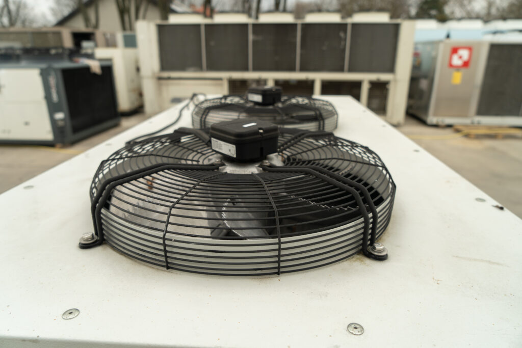 Kaltwassersatz FRIULAIR CWE046 S 33.8 KW