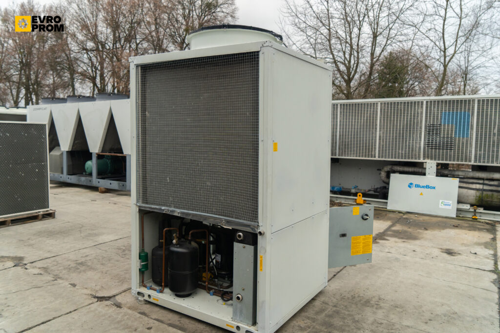 Aircooled chiller/Heat pump BLUEBOX GEYSER 2 MT 52 54.3 kW / 45.6 kW