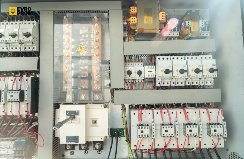 Чіллер CF Chillers CFA P 60.4LT 325 кВт