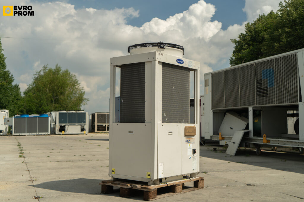 Kaltwassersatz/Wärmepumpe Carrier 30RQ 033 0313 PE 32.3 kW/34.3 kW