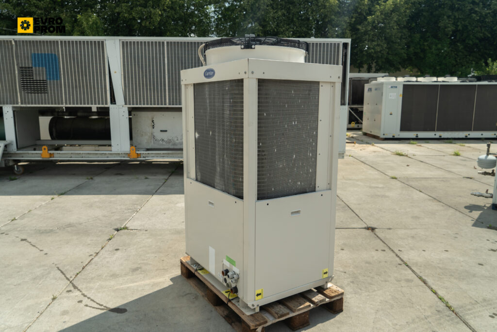 Kaltwassersatz/Wärmepumpe Carrier 30RQ 033 0313 PE 32.3 kW/34.3 kW