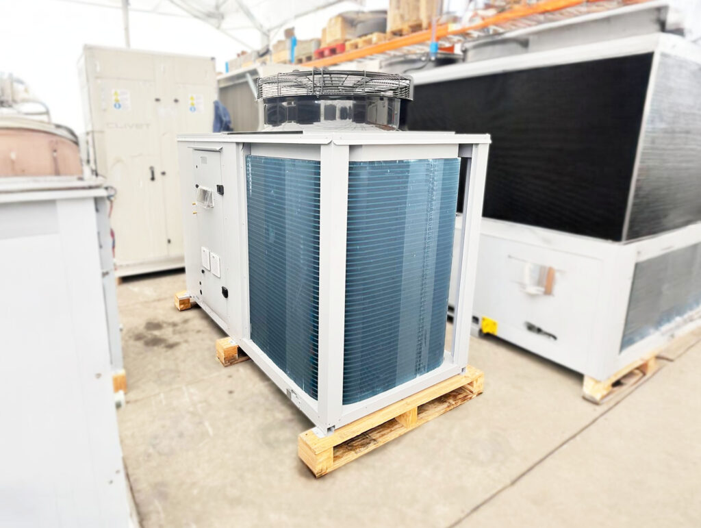 Чиллер/Тепловой насос SYSTEMAIR AQR290-H050.PROTO 46/54 кВт