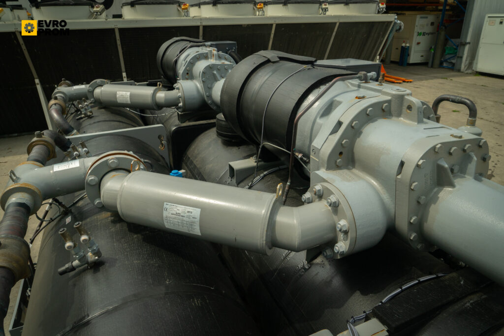 Watercooled chiller/Heat pump CIAT LWHE 4628E0003- 1736 kW/ 1964 kW