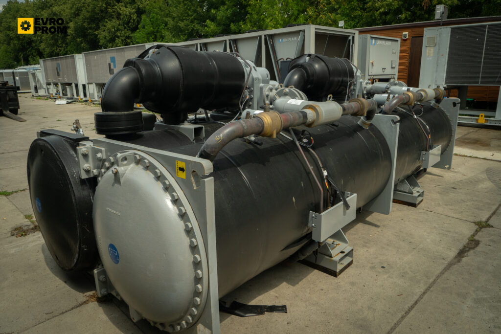 Watercooled chiller/Heat pump CIAT LWHE 4628E0003- 1736 kW/ 1964 kW