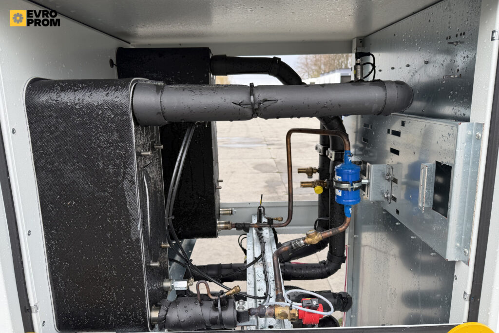 Kaltwassersatz / Wärmepumpe Climaveneta NX W H 0182 55.9 kW/62.8 kW