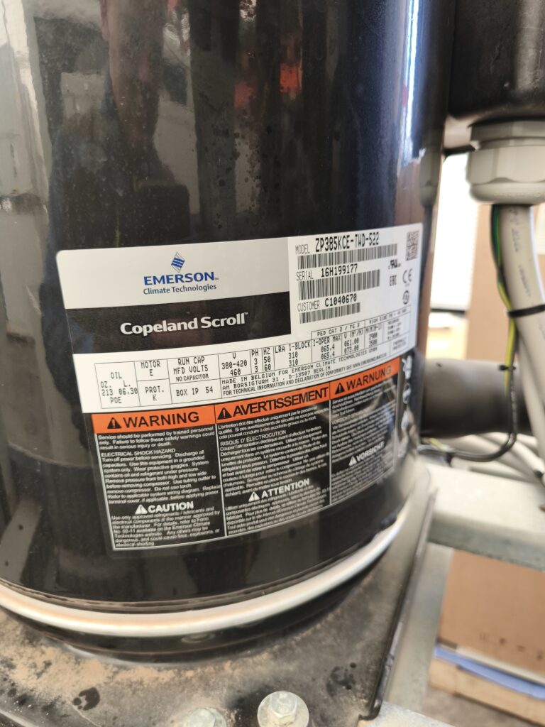 Kaltwassersatz/Wärmepumpe Climaveneta Prototipo PDC NX WN 1204 396 kW/439 kW