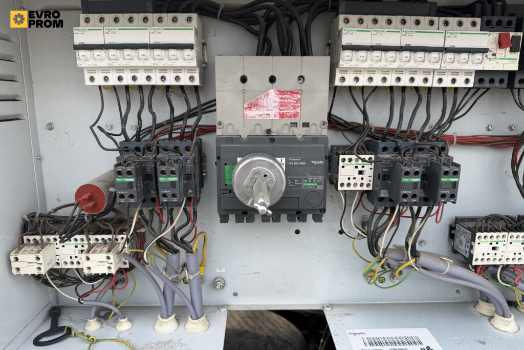 Aircooled chiller CARRIER 30RBS 160A0234 PE 156 KW