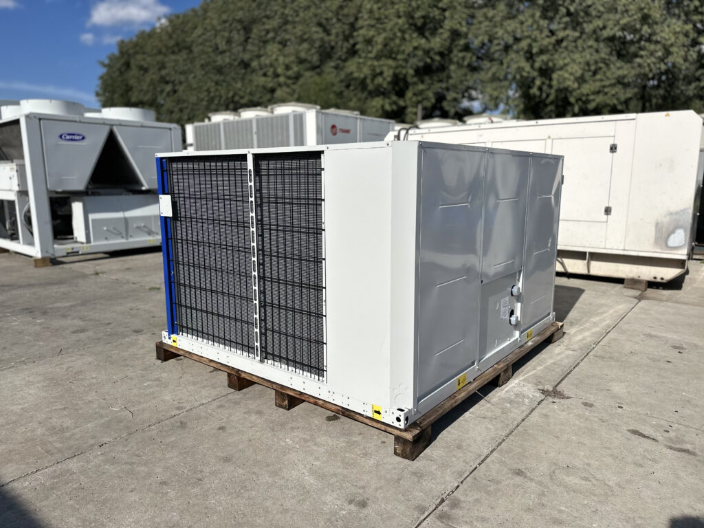 Kaltwassersatz CARRIER 30RB100R 100 kW