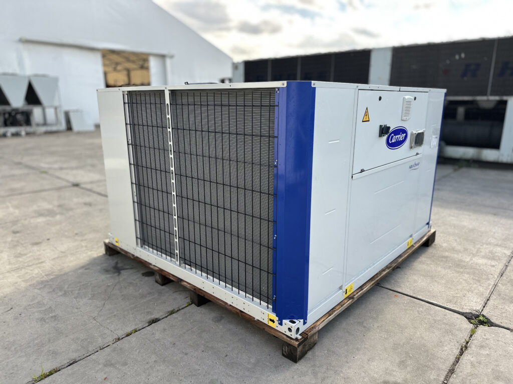 Kaltwassersatz CARRIER 30RB100R 100 kW