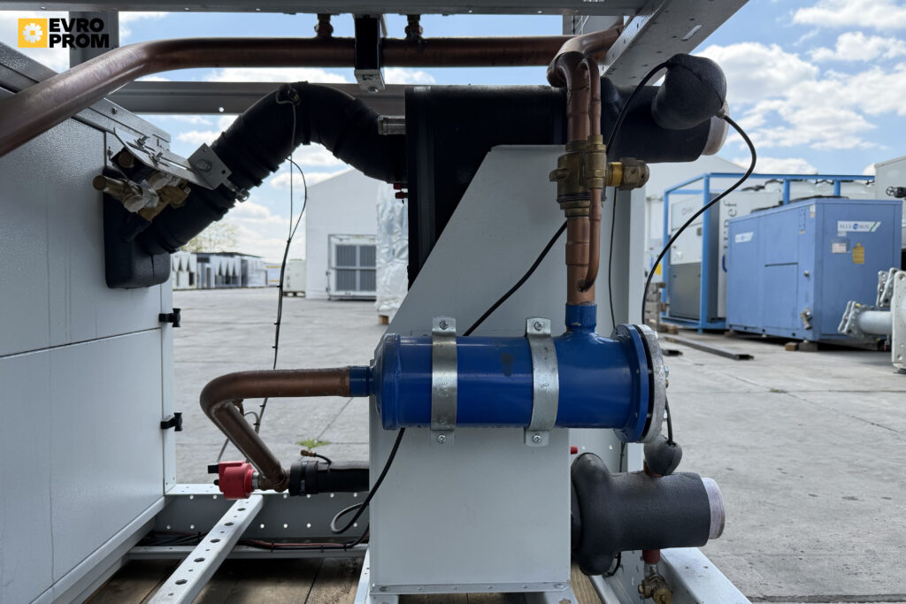 Aircooled chiller CLIMAVENETA FX G04 A 0751 112 kW