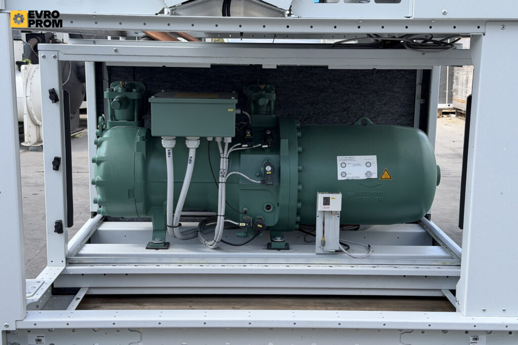 Aircooled chiller CLIMAVENETA FX G04 A 0751 112 kW