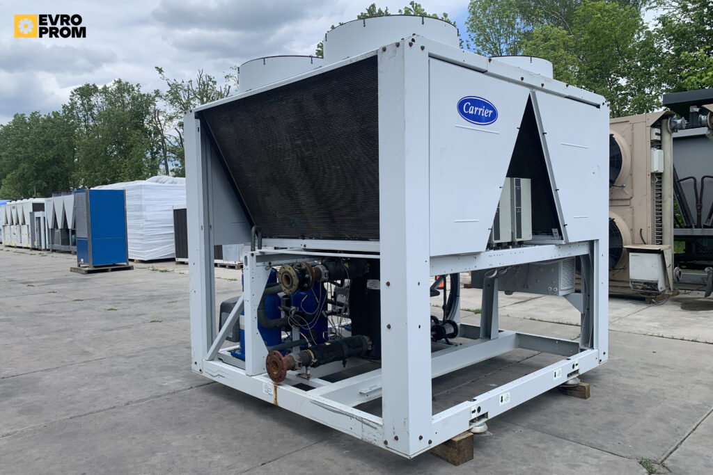 Aircooled chiller CARRIER 30RBP 260 0014 PE 261 KW