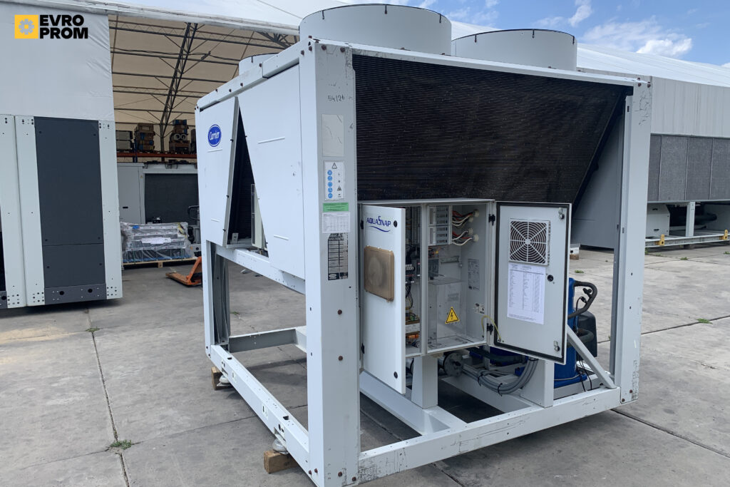 Aircooled chiller CARRIER 30RBP 260 0014 PE 261 KW