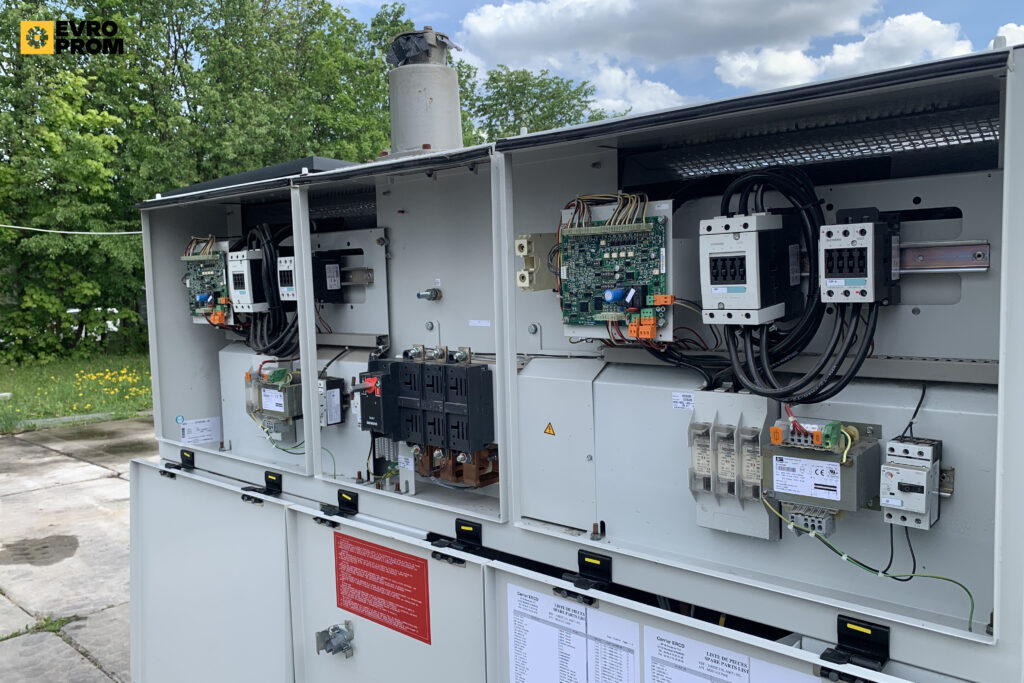 Чіллер CARRIER 30HXC130 A0671 PE 449 кВт