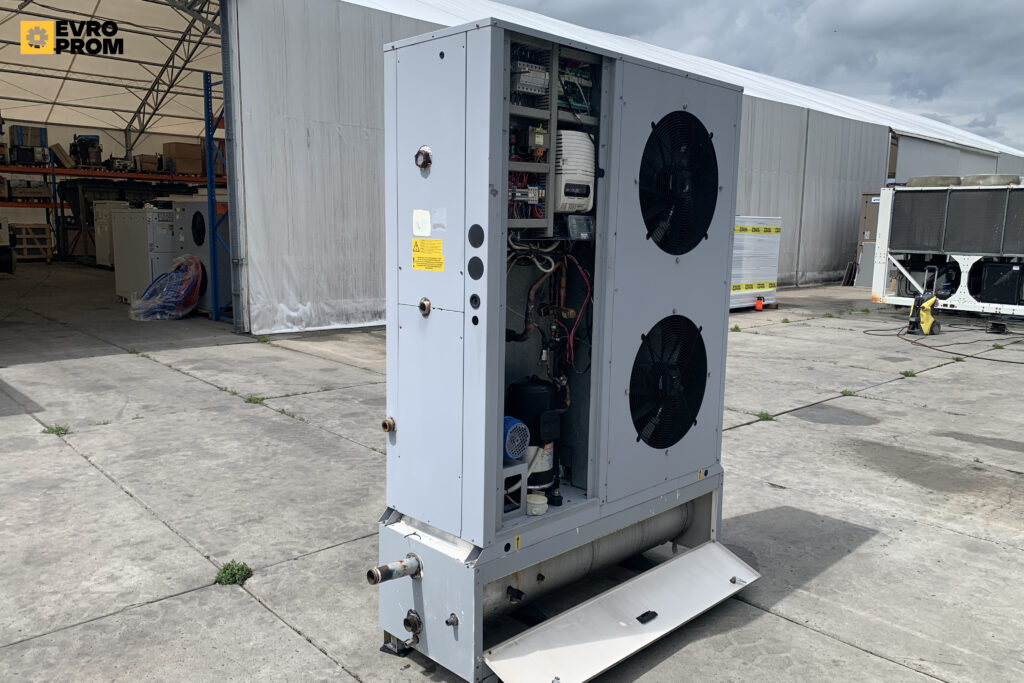 Kaltwassersatz/Wärmepumpe SYSTEMAIR SYSCROLL 20 AIR EVO HP 20 kW/20 kW