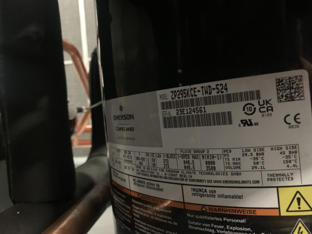 Чиллер LENNOX NAC 300D NM7M 308 кВт